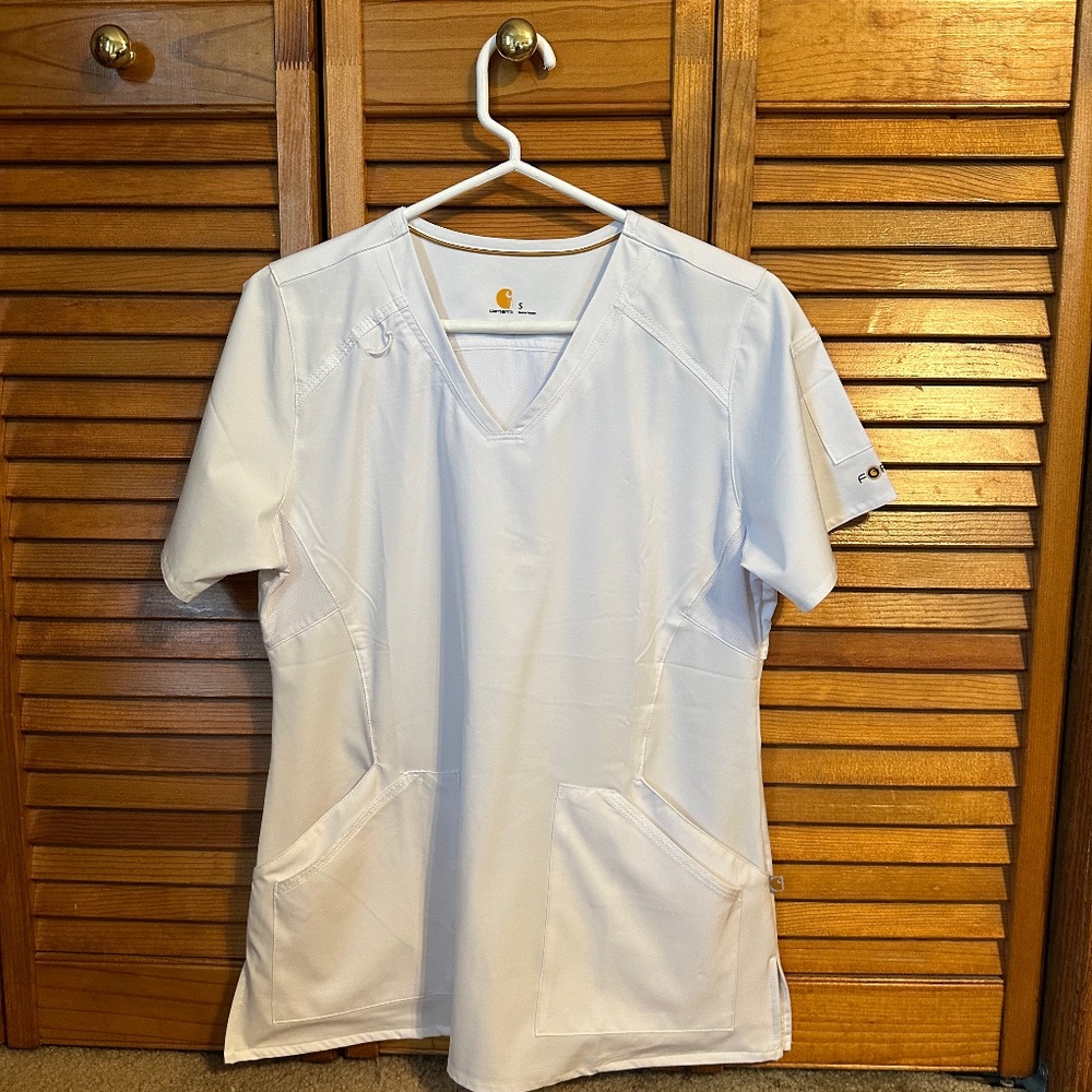 Carhartt Nurse Scrubs V-Neck top